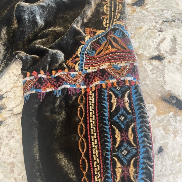 JOHNNY WAS Medium Velvet Peasant Boho Tunic Top Embroidered "Naomi Tiger Eye - Picture 3 of 9